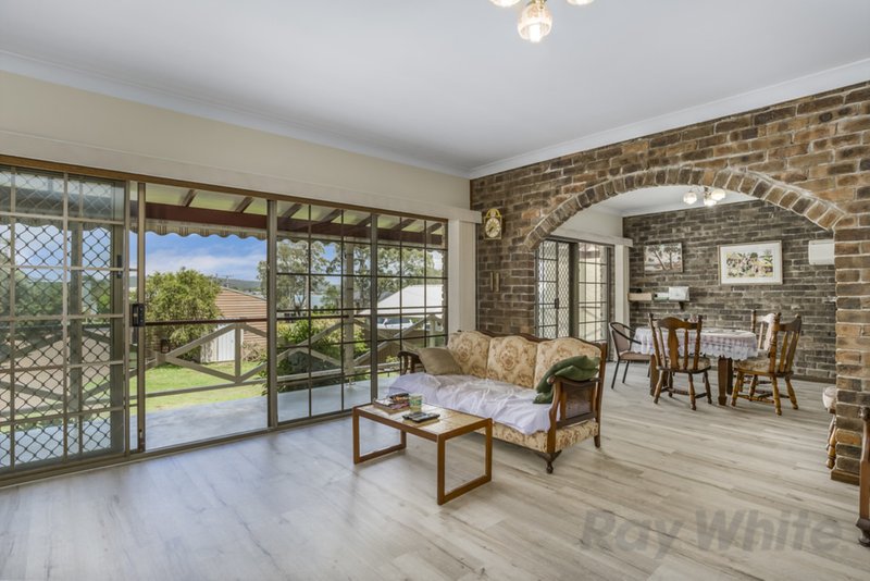 Photo - 98 Bay Road, Bolton Point NSW 2283 - Image 3