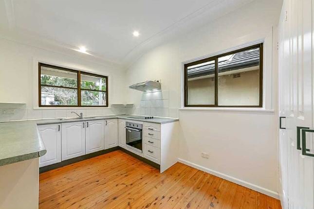 Photo - 98 Beacon Hill Road, Beacon Hill NSW 2100 - Image 2