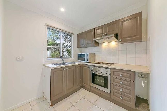 Photo - 98 Beacon Hill Road, Beacon Hill NSW 2100 - Image 3