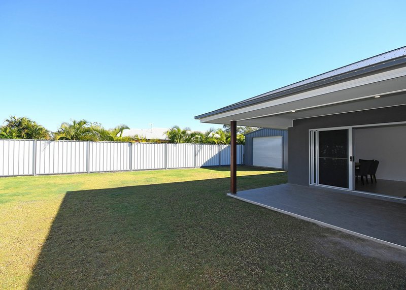 Photo - 98 Boundary Road, Urangan QLD 4655 - Image 19