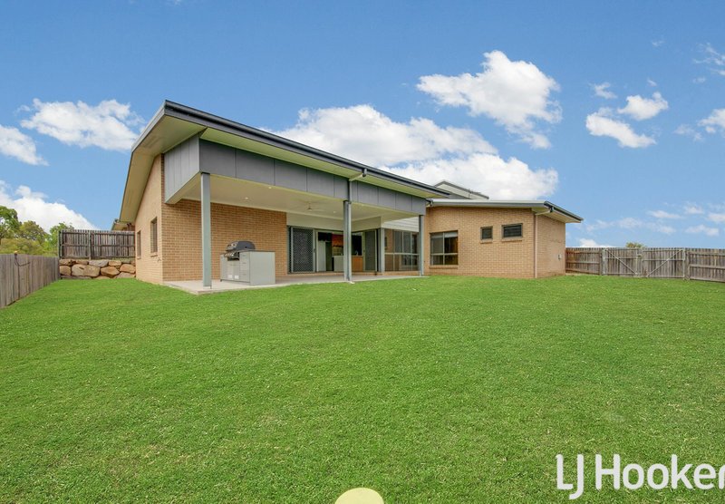 Photo - 98 Broadacres Drive, Tannum Sands QLD 4680 - Image 17