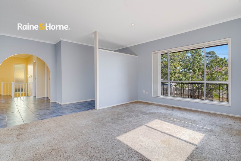 Photo - 98 Broken Bay Road, Ettalong Beach NSW 2257 - Image 5