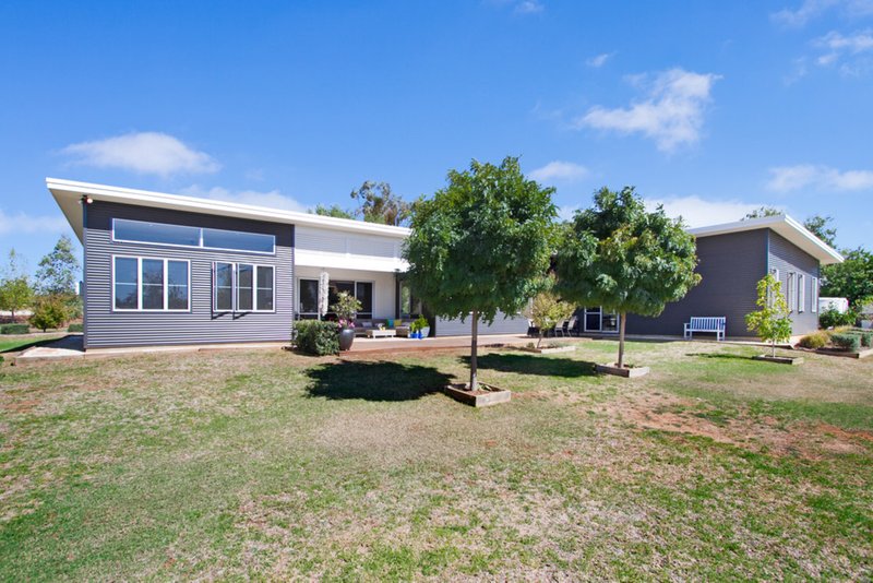 Photo - 98 Browns Lane, Tamworth NSW 2340 - Image 13