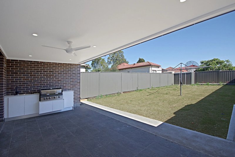 Photo - 98 Campbell Hill Road, Chester Hill NSW 2162 - Image 9