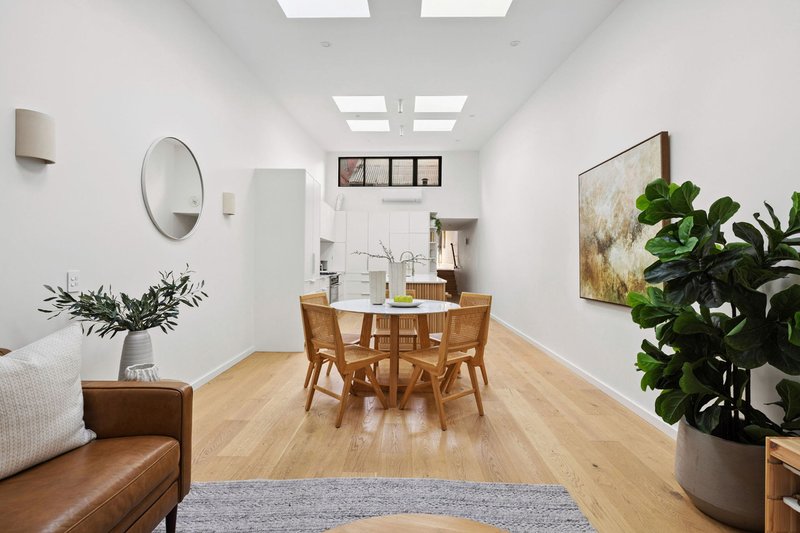 Photo - 98 Carlisle Street, Leichhardt NSW 2040 - Image 4