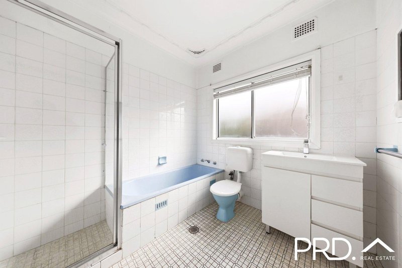 Photo - 98 Carrington Street, Revesby NSW 2212 - Image 9