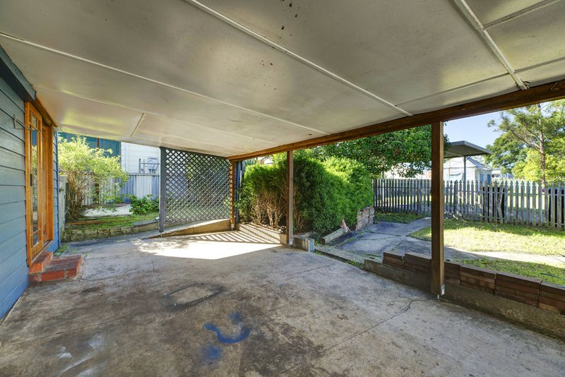 Photo - 98 Carrington Street, West Wallsend NSW 2286 - Image 3