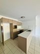 Photo - 9/8 Catherine Street, Woolloongabba QLD 4102 - Image 3