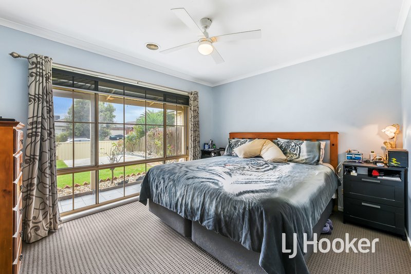 Photo - 98 Central Road, Hampton Park VIC 3976 - Image 6