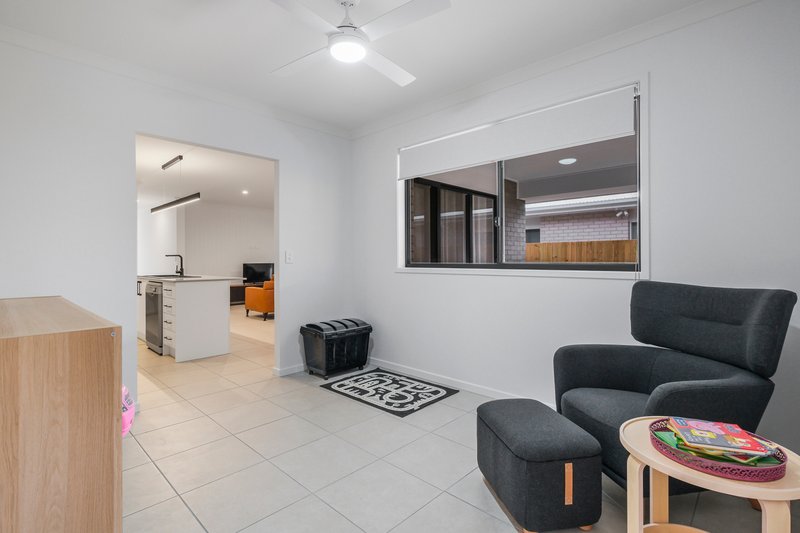 Photo - 98 Chervil Drive, Greenbank QLD 4124 - Image 2