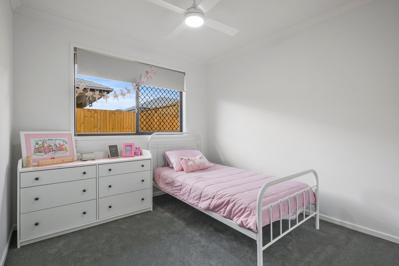 Photo - 98 Chervil Drive, Greenbank QLD 4124 - Image 13