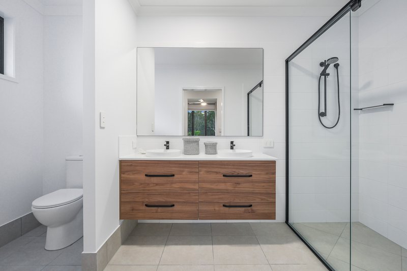 Photo - 98 Chervil Drive, Greenbank QLD 4124 - Image 17