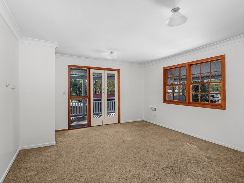 Photo - 98 Clarendon Road, Lowood QLD 4311 - Image 16