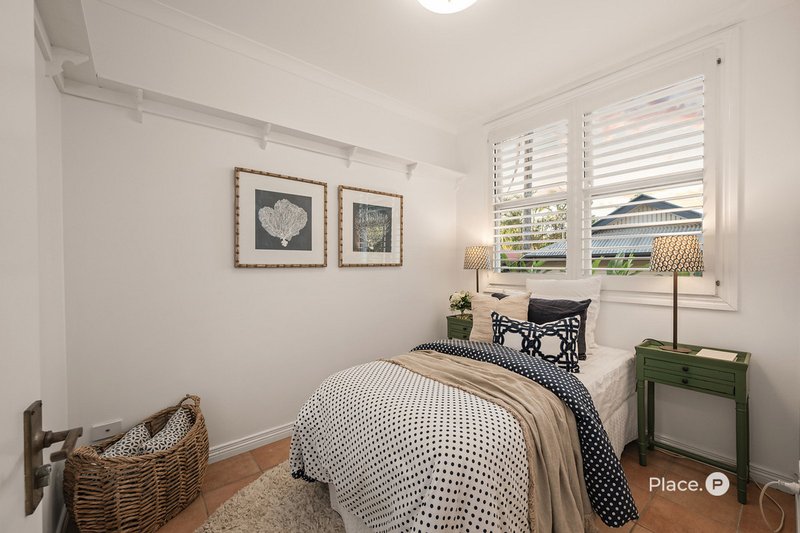 Photo - 98 Cracknell Road, Annerley QLD 4103 - Image 25