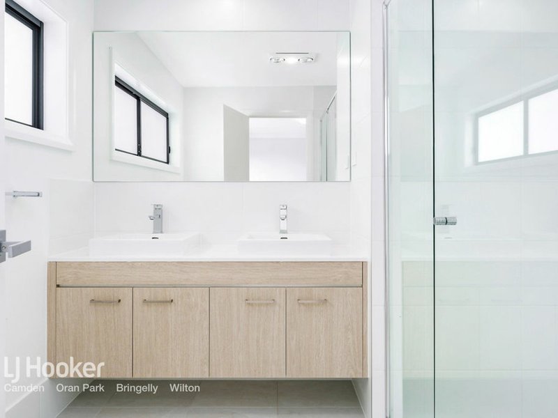 Photo - 98 Dransfield Drive, Oran Park NSW 2570 - Image 8