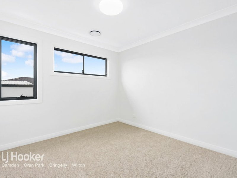 Photo - 98 Dransfield Drive, Oran Park NSW 2570 - Image 9