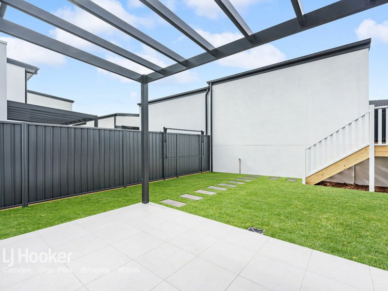 Photo - 98 Dransfield Drive, Oran Park NSW 2570 - Image 11