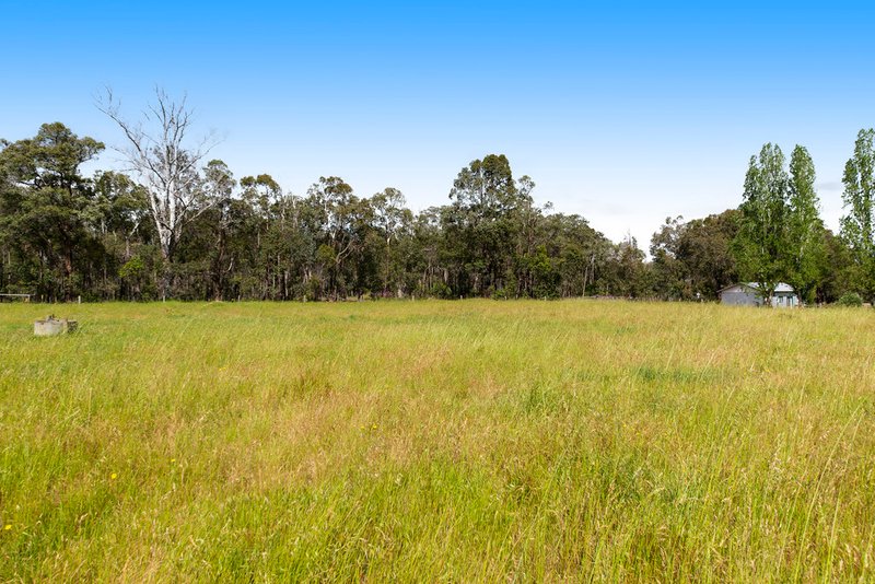 Photo - 98 East Nannup Road, Nannup WA 6275 - Image 6