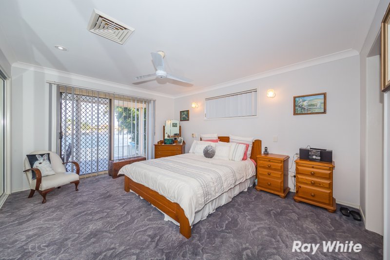 Photo - 98 Endeavour Drive, Banksia Beach QLD 4507 - Image 6