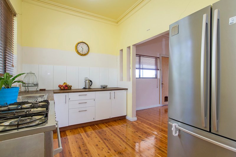 Photo - 98 Flinders Street, Tamworth NSW 2340 - Image 6