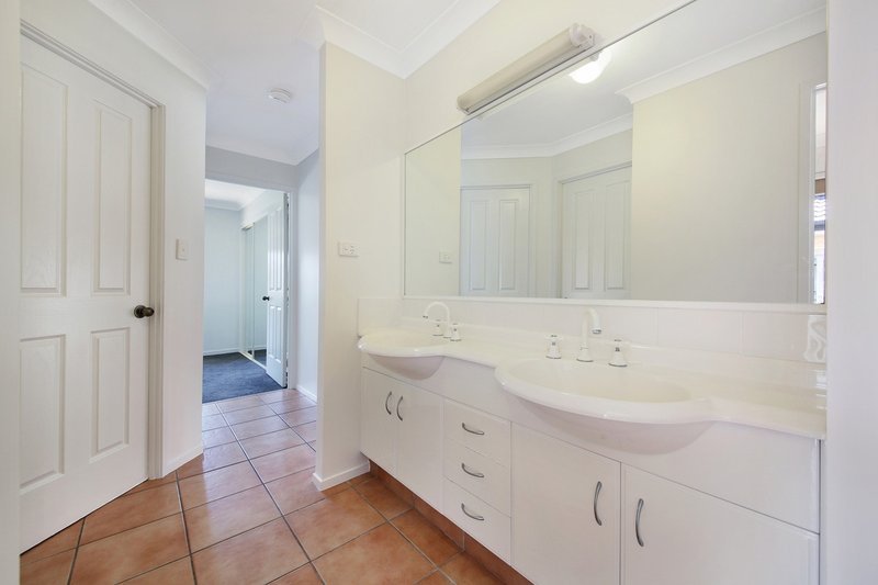 Photo - 98 Harrier Drive, Burleigh Waters QLD 4220 - Image 7