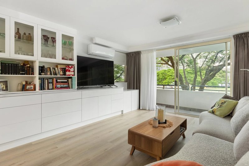 Photo - 98 Holman Street, Kangaroo Point QLD 4169 - Image 3