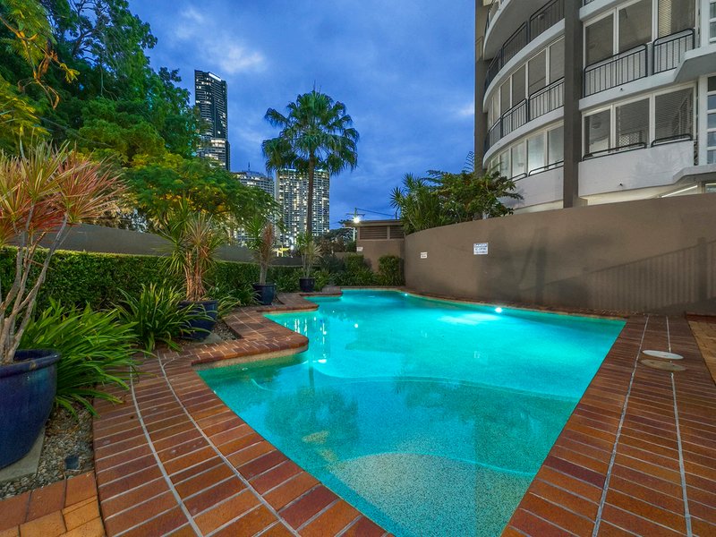 Photo - 98 Holman Street, Kangaroo Point QLD 4169 - Image 10