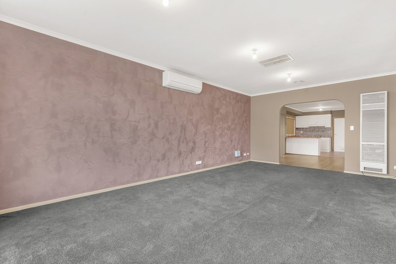 Photo - 98 Honour Avenue, Wyndham Vale VIC 3024 - Image 5