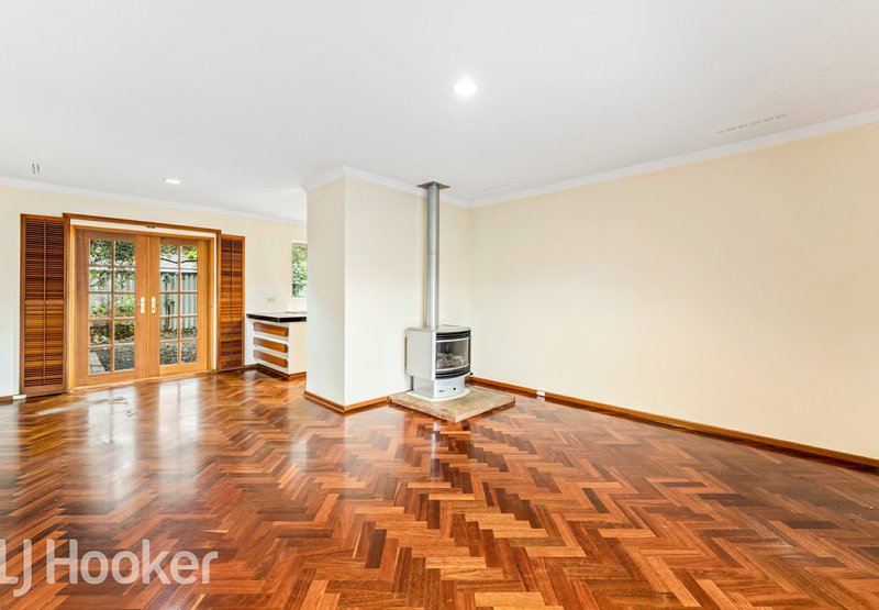 Photo - 98 Hordern Street, Victoria Park WA 6100 - Image 10