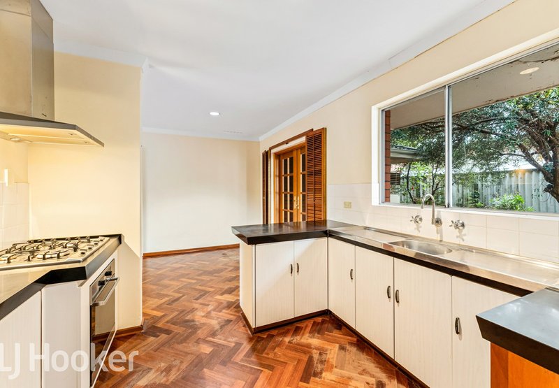 Photo - 98 Hordern Street, Victoria Park WA 6100 - Image 13