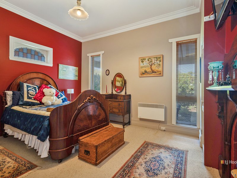 Photo - 98 Inglis Street, Wynyard TAS 7325 - Image 17