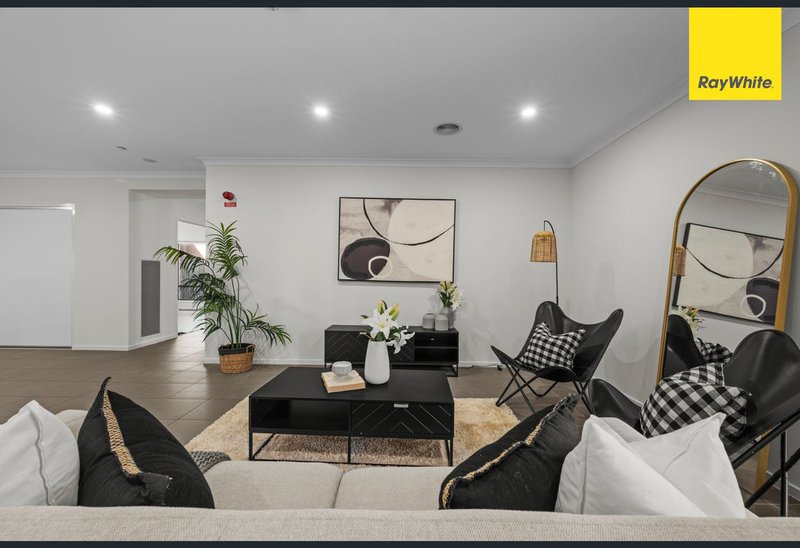 Photo - 98 Lancers Drive, Harkness VIC 3337 - Image 7