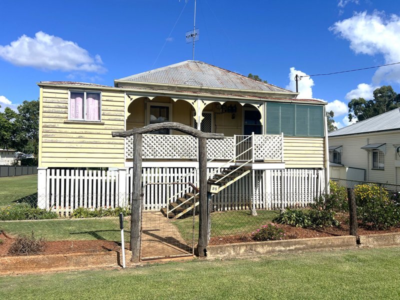 Photo - 98 Mackenzie Street, Wondai QLD 4606 - Image 1