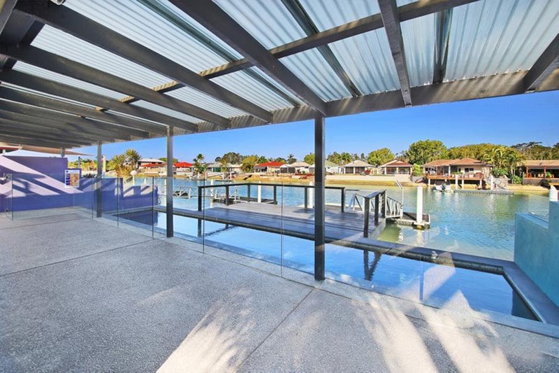 Photo - 98 Maroochy Waters Drive, Maroochydore QLD 4558 - Image 3