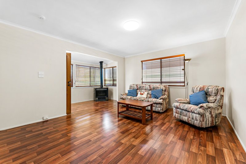 Photo - 98 Mayes Avenue, Kingston QLD 4114 - Image 3