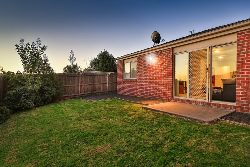 Photo - 9/8 Mcclenaghan Place, Pakenham VIC 3810 - Image 13