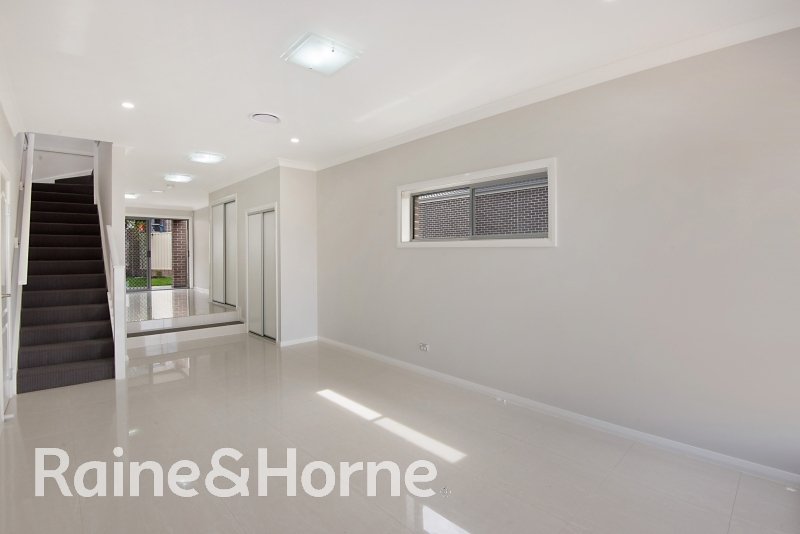 Photo - 98 Meurants Lane, Glenwood NSW 2768 - Image 3