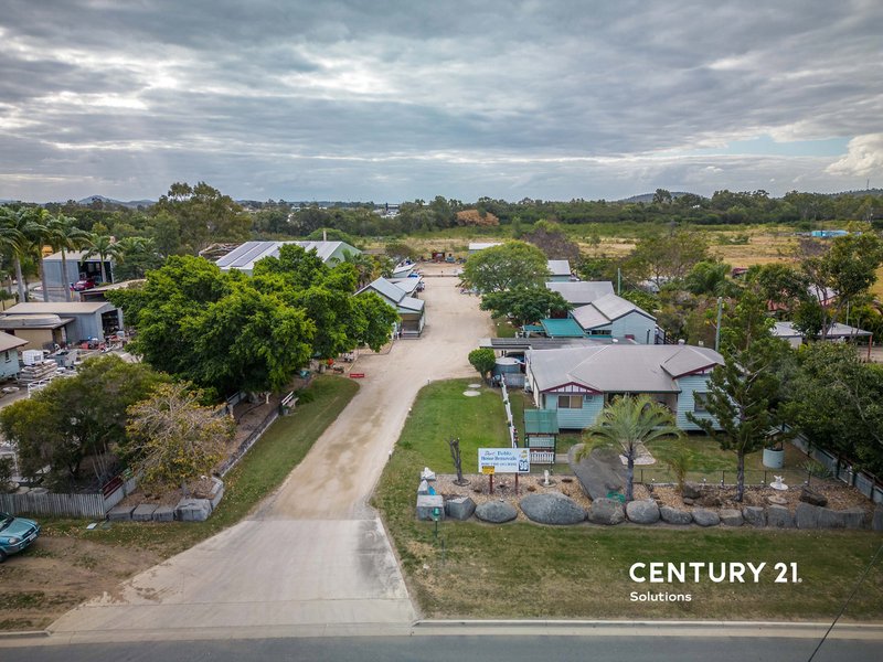 Photo - 98 Middle Road, Gracemere QLD 4702 - Image 21