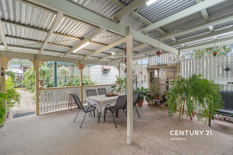 Photo - 98 Middle Road, Gracemere QLD 4702 - Image 9