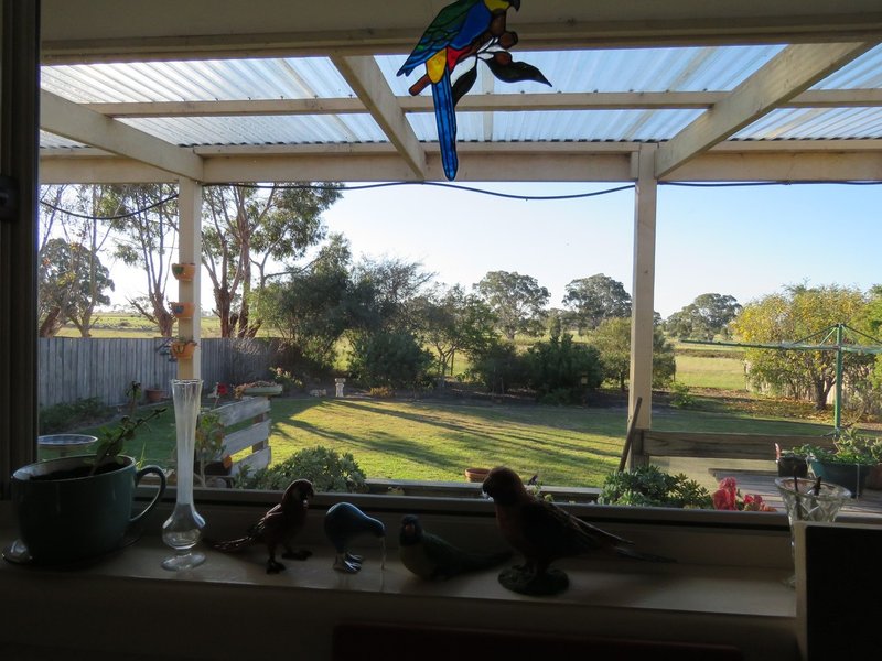 Photo - 98 Newlands Drive, Paynesville VIC 3880 - Image 5