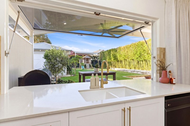 Photo - 98 Oaks Avenue, Shelly Beach NSW 2261 - Image 10