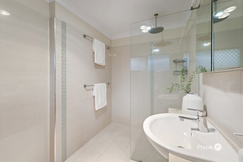 Photo - 98 Perth Street, Camp Hill QLD 4152 - Image 17