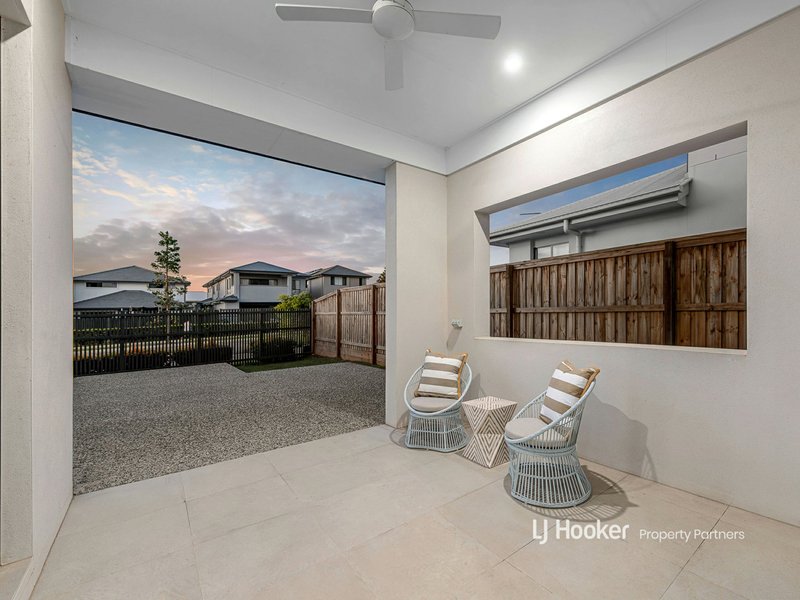 Photo - 98 Phoenix Street, Rochedale QLD 4123 - Image 10