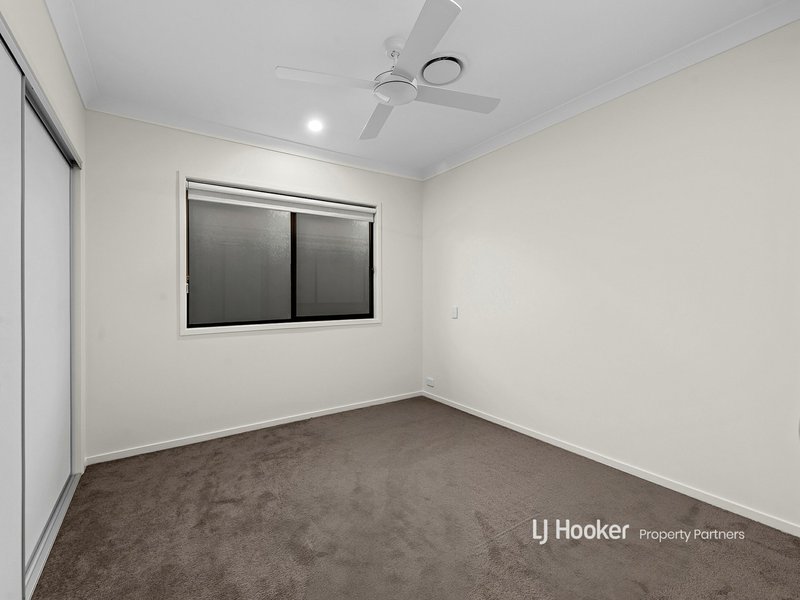 Photo - 98 Phoenix Street, Rochedale QLD 4123 - Image 24