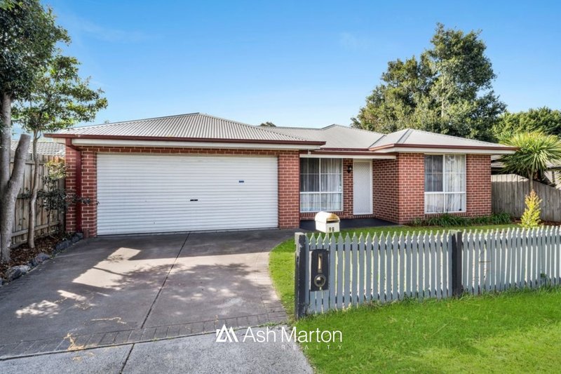 98 Rangeview Drive, Skye VIC 3977