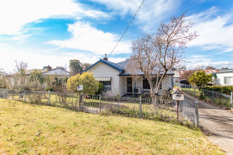 Photo - 98 Russell Street, Tumut NSW 2720 - Image 12