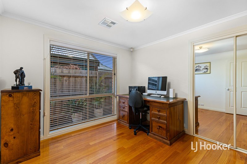 Photo - 98 Seabrook Boulevard, Seabrook VIC 3028 - Image 15