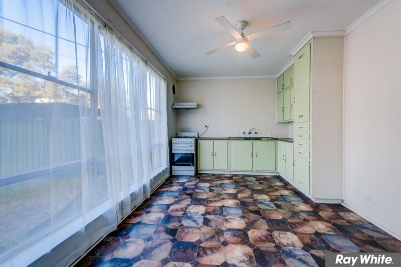 Photo - 98 Shaws Road, Werribee VIC 3030 - Image 6