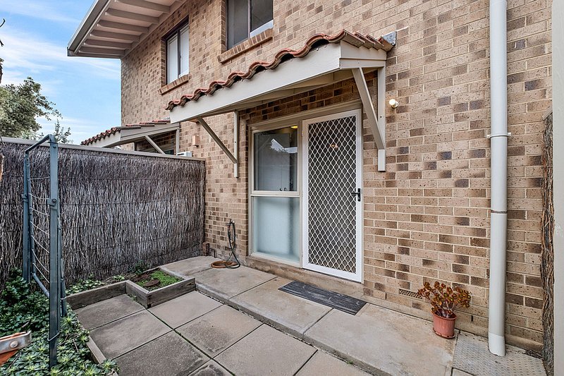 Photo - 98 Sportsmans Drive, West Lakes SA 5021 - Image 5