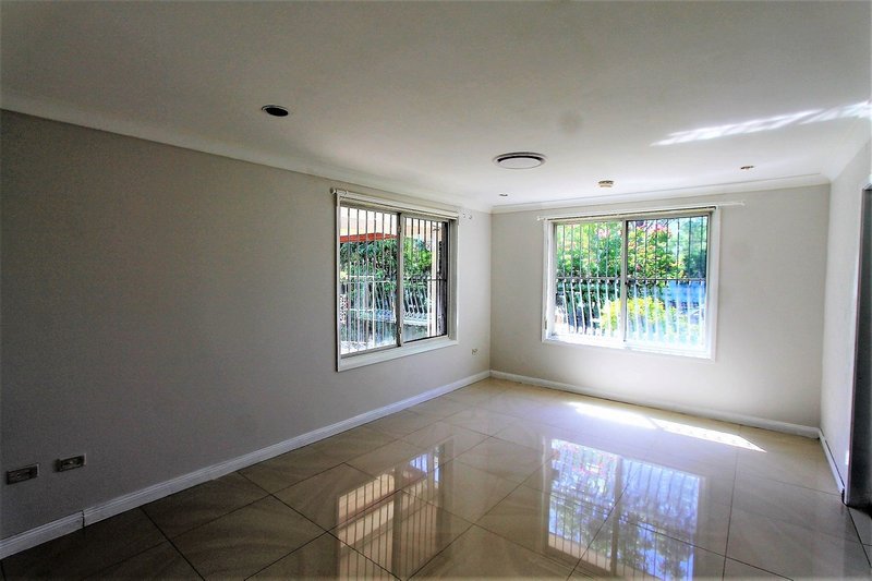 Photo - 98 Station Street, Rooty Hill NSW 2766 - Image 2